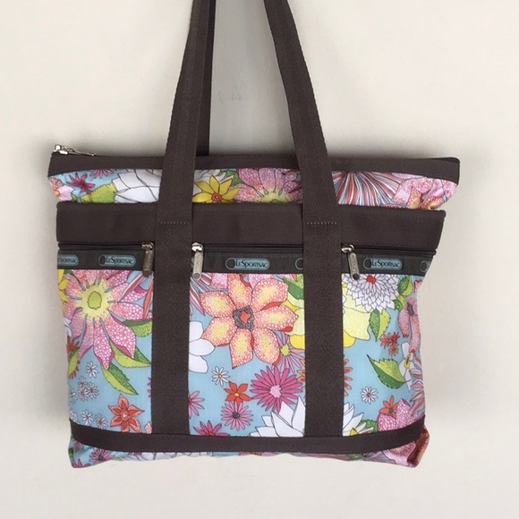 Lesportsac Handbags - EUC Le Sportsac Tote